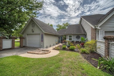 Well maintained single story townhome with a garage  within on Shadowmoss Plantation Golf Club in South Carolina - for sale on GolfHomes.com, golf home, golf lot