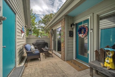 Well maintained single story townhome with a garage  within on Shadowmoss Plantation Golf Club in South Carolina - for sale on GolfHomes.com, golf home, golf lot