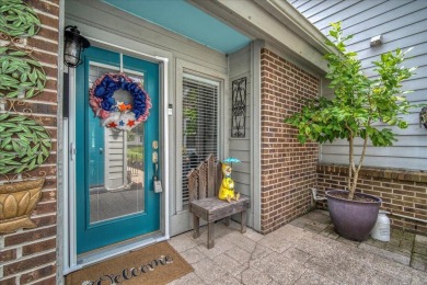 Well maintained single story townhome with a garage  within on Shadowmoss Plantation Golf Club in South Carolina - for sale on GolfHomes.com, golf home, golf lot