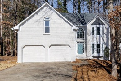 Move-in ready home in the sought-after Eagle Watch subdivision on Canongate At Eagle Watch Golf Club in Georgia - for sale on GolfHomes.com, golf home, golf lot