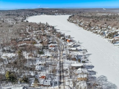 LAKEVIEW Turn-Key Log Home Overlooking Lake Harmony!Experience on Split Rock Resort and Country Club in Pennsylvania - for sale on GolfHomes.com, golf home, golf lot