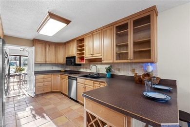 This beautifully remodeled end-unit townhome is the perfect on Kingsmill Resort and Golf Club in Virginia - for sale on GolfHomes.com, golf home, golf lot