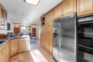 This beautifully remodeled end-unit townhome is the perfect on Kingsmill Resort and Golf Club in Virginia - for sale on GolfHomes.com, golf home, golf lot