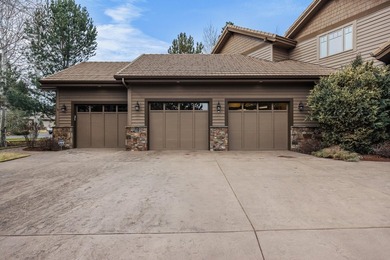 This timeless custom home located in Broken Top is quietly on  in Oregon - for sale on GolfHomes.com, golf home, golf lot
