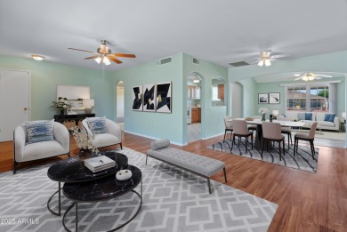 Welcome to the heart of Sun City! This charming 2-bedroom on Sun City Lakes West and East in Arizona - for sale on GolfHomes.com, golf home, golf lot
