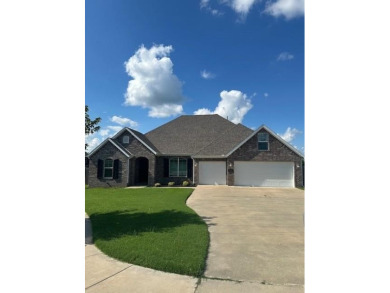 Welcome to 1934 River Meadows, a beautifully updated on Stonebridge Meadows Golf Club in Arkansas - for sale on GolfHomes.com, golf home, golf lot