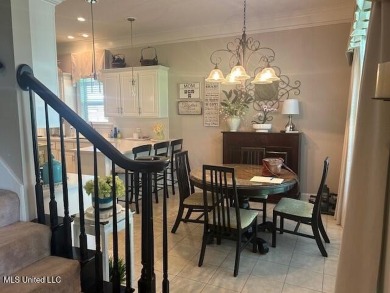 A beautiful 1 owner home built in 1995 located on the fairway of on Colonial Country Club Deerfield in Mississippi - for sale on GolfHomes.com, golf home, golf lot