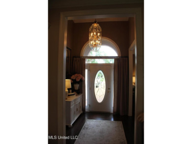 A beautiful 1 owner home built in 1995 located on the fairway of on Colonial Country Club Deerfield in Mississippi - for sale on GolfHomes.com, golf home, golf lot