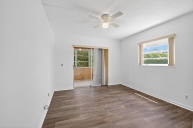 **Move-In Ready 2BR/2BA Condo in King's Point - 55+ on Kings Point Golf -Flanders Way in Florida - for sale on GolfHomes.com, golf home, golf lot