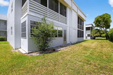 **Move-In Ready 2BR/2BA Condo in King's Point - 55+ on Kings Point Golf -Flanders Way in Florida - for sale on GolfHomes.com, golf home, golf lot