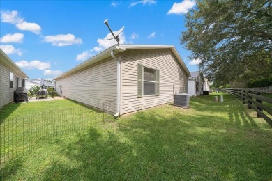 LOCATION is calling YOU, less than 5 minutes to LAKE SUMTER on The Links of Spruce Creek in Florida - for sale on GolfHomes.com, golf home, golf lot