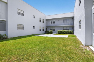 **Move-In Ready 2BR/2BA Condo in King's Point - 55+ on Kings Point Golf -Flanders Way in Florida - for sale on GolfHomes.com, golf home, golf lot