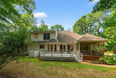 Custom-built one-level living on a quiet cul-de-sac in Ford's on Fords Colony Country Club in Virginia - for sale on GolfHomes.com, golf home, golf lot