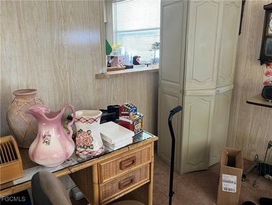 Come make this unit YOURS. 1,300 square ft HUGE!!. Located in on Six Lakes Country Club in Florida - for sale on GolfHomes.com, golf home, golf lot