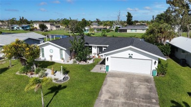 **3D VIRTUAL TOUR** Welcome to Your Florida Paradise in Rotonda on Rotonda Golf and Country Club The Hills Course in Florida - for sale on GolfHomes.com, golf home, golf lot
