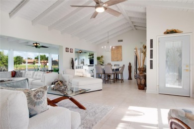 **3D VIRTUAL TOUR** Welcome to Your Florida Paradise in Rotonda on Rotonda Golf and Country Club The Hills Course in Florida - for sale on GolfHomes.com, golf home, golf lot