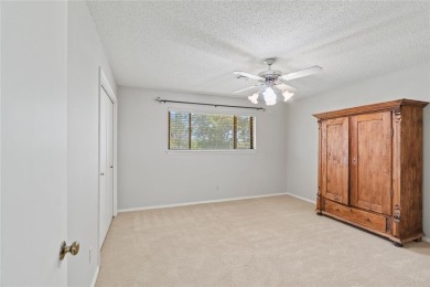 Space and comfort meet golf course living in this beautiful and on Lake Hefner Golf Club in Oklahoma - for sale on GolfHomes.com, golf home, golf lot