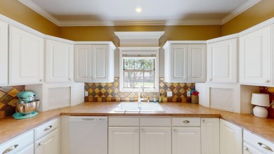 Wonderfully maintained home in West Conway. Just minutes from on Centennial Valley Golf Course in Arkansas - for sale on GolfHomes.com, golf home, golf lot