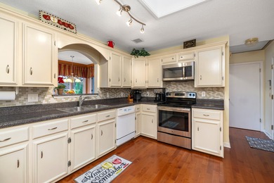 Don't miss an opportunity to view this immaculate second row on Santee-Cooper Country Club in South Carolina - for sale on GolfHomes.com, golf home, golf lot