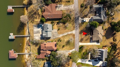 Don't miss an opportunity to view this immaculate second row on Santee-Cooper Country Club in South Carolina - for sale on GolfHomes.com, golf home, golf lot