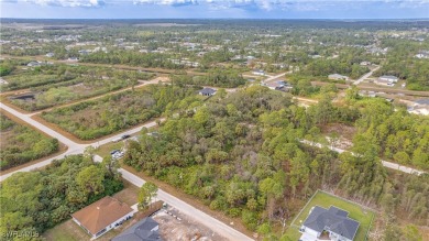 Nestled in a newly developed and rapidly growing area, this 0.51 on River Hall Country Club in Florida - for sale on GolfHomes.com, golf home, golf lot