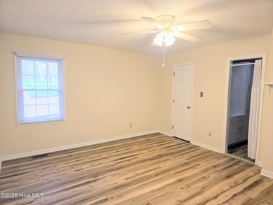 Loads of value in this inviting home backing to River Bend Golf on River Bend Golf and Country Club in North Carolina - for sale on GolfHomes.com, golf home, golf lot