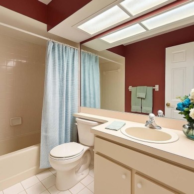 Charming 2 Bed, 2 Bath Villa at Rainbow Springs Country Club on Rainbow Springs Golf and Country Club in Florida - for sale on GolfHomes.com, golf home, golf lot