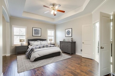 Fantastic 5 Bedroom, 3.5 Bath, 3 Car Garage Home on the 10th on Southern Oaks Golf Club in Texas - for sale on GolfHomes.com, golf home, golf lot