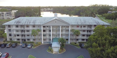 Amazing renewed and spacious 2 bedroom, 2 bathroom first-floor on Pine Island Ridge Country Club in Florida - for sale on GolfHomes.com, golf home, golf lot