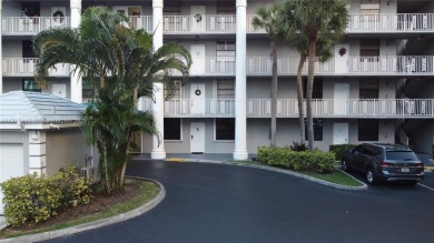 Amazing renewed and spacious 2 bedroom, 2 bathroom first-floor on Pine Island Ridge Country Club in Florida - for sale on GolfHomes.com, golf home, golf lot