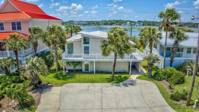 There are panoramic, unobstructed creek-front views and creek on Wachesaw Plantation Club in South Carolina - for sale on GolfHomes.com, golf home, golf lot