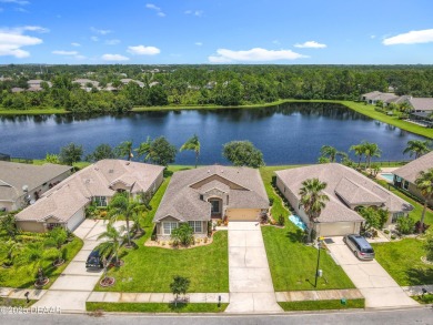3 bedroom 2 bath lake front  home with optional 4th flex on LPGA International Golf Course in Florida - for sale on GolfHomes.com, golf home, golf lot