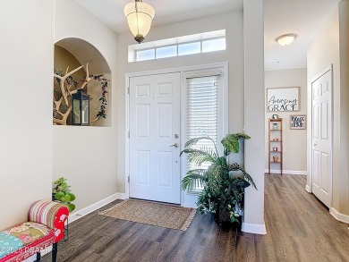 3 bedroom 2 bath lake front  home with optional 4th flex on LPGA International Golf Course in Florida - for sale on GolfHomes.com, golf home, golf lot