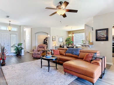 3 bedroom 2 bath lake front  home with optional 4th flex on LPGA International Golf Course in Florida - for sale on GolfHomes.com, golf home, golf lot