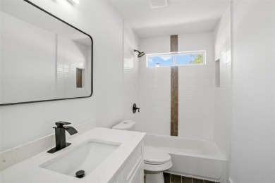 Stunning 4bdr 2 bath 2 car with study. Only one block from the on Stewart Peninsula Golf Course in Texas - for sale on GolfHomes.com, golf home, golf lot