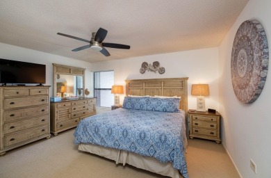 OCEAN VIEWS welcome you as you step into this updated condo and on Key Colony Beach Golf Course in Florida - for sale on GolfHomes.com, golf home, golf lot