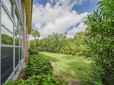 First Floor! Beautiful plank laminate floors w/ newer baseboard on Vero Beach South Golf Course in Florida - for sale on GolfHomes.com, golf home, golf lot