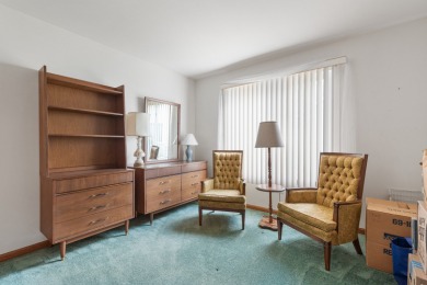 Well cared for 2 bedroom 2 bath ranch home with full basement! on The Links at Carillon in Illinois - for sale on GolfHomes.com, golf home, golf lot