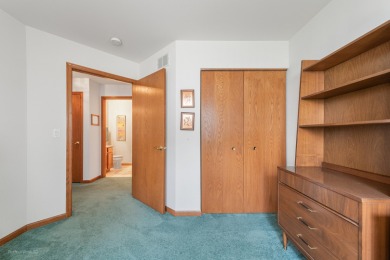 Well cared for 2 bedroom 2 bath ranch home with full basement! on The Links at Carillon in Illinois - for sale on GolfHomes.com, golf home, golf lot