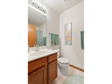 Well cared for 2 bedroom 2 bath ranch home with full basement! on The Links at Carillon in Illinois - for sale on GolfHomes.com, golf home, golf lot