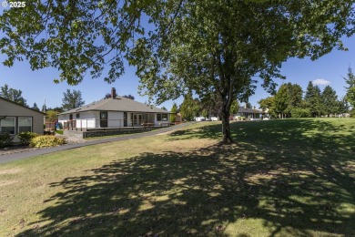 Step into this beautifully reimagined Englewood floor plan on Fairway Village Golf and Country Club in Washington - for sale on GolfHomes.com, golf home, golf lot