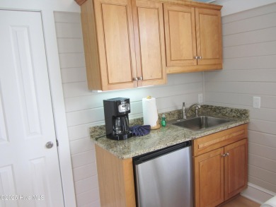 The Hammocks is a beautiful furnished Fractional ownership on on Bald Head Island Golf Club in North Carolina - for sale on GolfHomes.com, golf home, golf lot