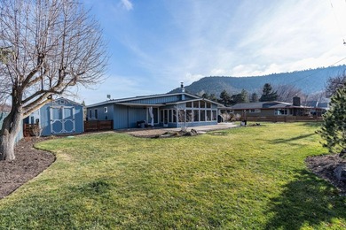 Don't miss your opportunity to own this one of a kind mid on  in Oregon - for sale on GolfHomes.com, golf home, golf lot