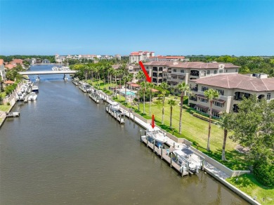Condo living at its best!  This almost 2300 square ft condo with on Palm Harbor Golf Club in Florida - for sale on GolfHomes.com, golf home, golf lot