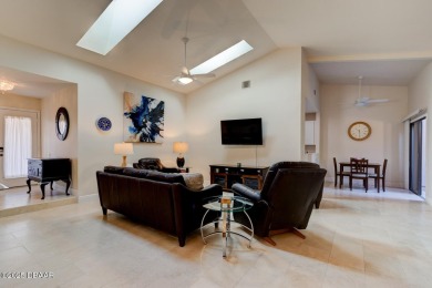 Come & tour this amazing 3 Bedroom 2 Bath, plus office, end unit on Spruce Creek Golf Club in Florida - for sale on GolfHomes.com, golf home, golf lot