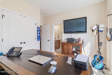 Welcome to this beautifully appointed 3 bedroom, 2.5 bath home on Cardinal Club in Kentucky - for sale on GolfHomes.com, golf home, golf lot