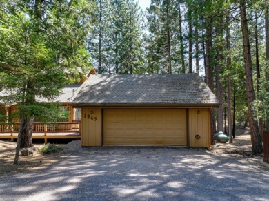 Inviting Four-Bedroom Clerestory Cabin in Blue Lake Springs on Sequoia Woods Country Club in California - for sale on GolfHomes.com, golf home, golf lot