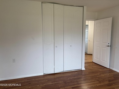 Welcome to this well maintained Baronet model located in the on Greenbriar Woodlands in New Jersey - for sale on GolfHomes.com, golf home, golf lot