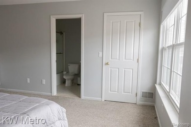 Welcome to one of the most sought-after communities in on Evergreen Hills Golf Course in Michigan - for sale on GolfHomes.com, golf home, golf lot