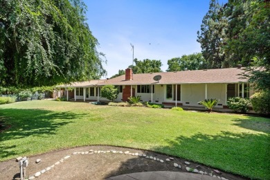 Welcome to this great home offering the perfect blend of charm on Sunnyside Country Club in California - for sale on GolfHomes.com, golf home, golf lot